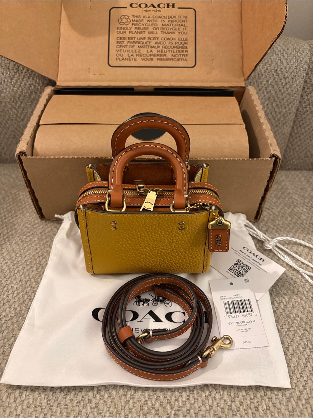 Coach NWT Rogue 12 in Colorblock Regenerative Leather